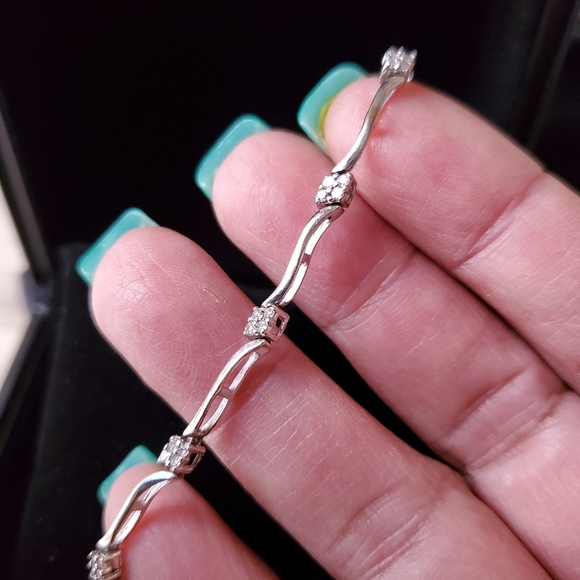 10K WG Diamond Titus Tennis Bracelet Vintage - Picture 3 of 6